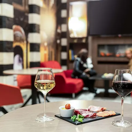 Mercure Centre Grand Place Szálloda 4*